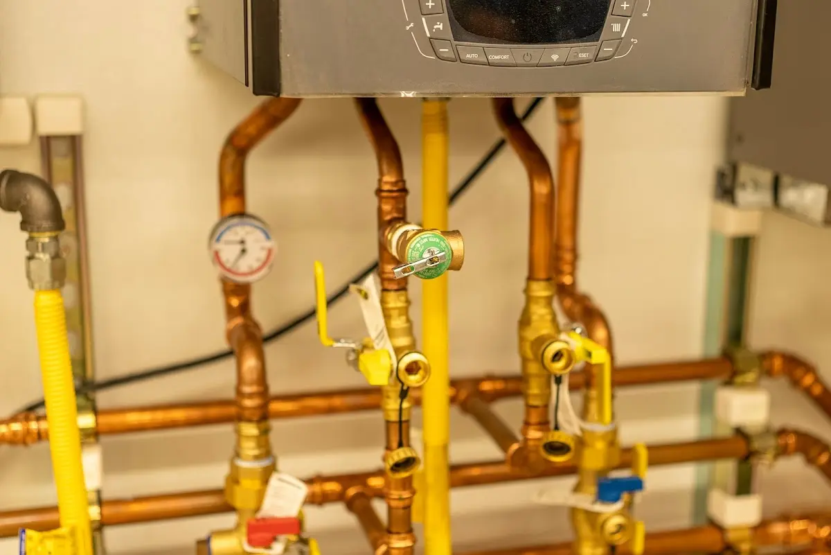 Licensed technician providing Pipe Repair for a homeowner in Bardmoor